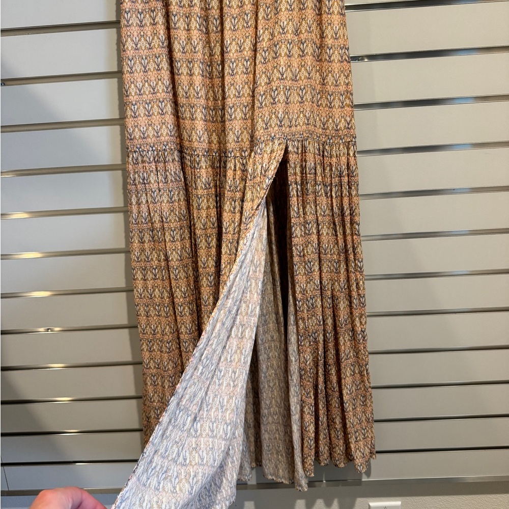 Flowy Spring Intermix Skirt - Picture 2 of 2